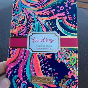 Brand new lilly Pulitzer passport cover